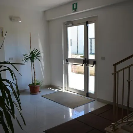 Aquila Hotel 3*