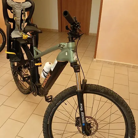 Aquila Отель 3*